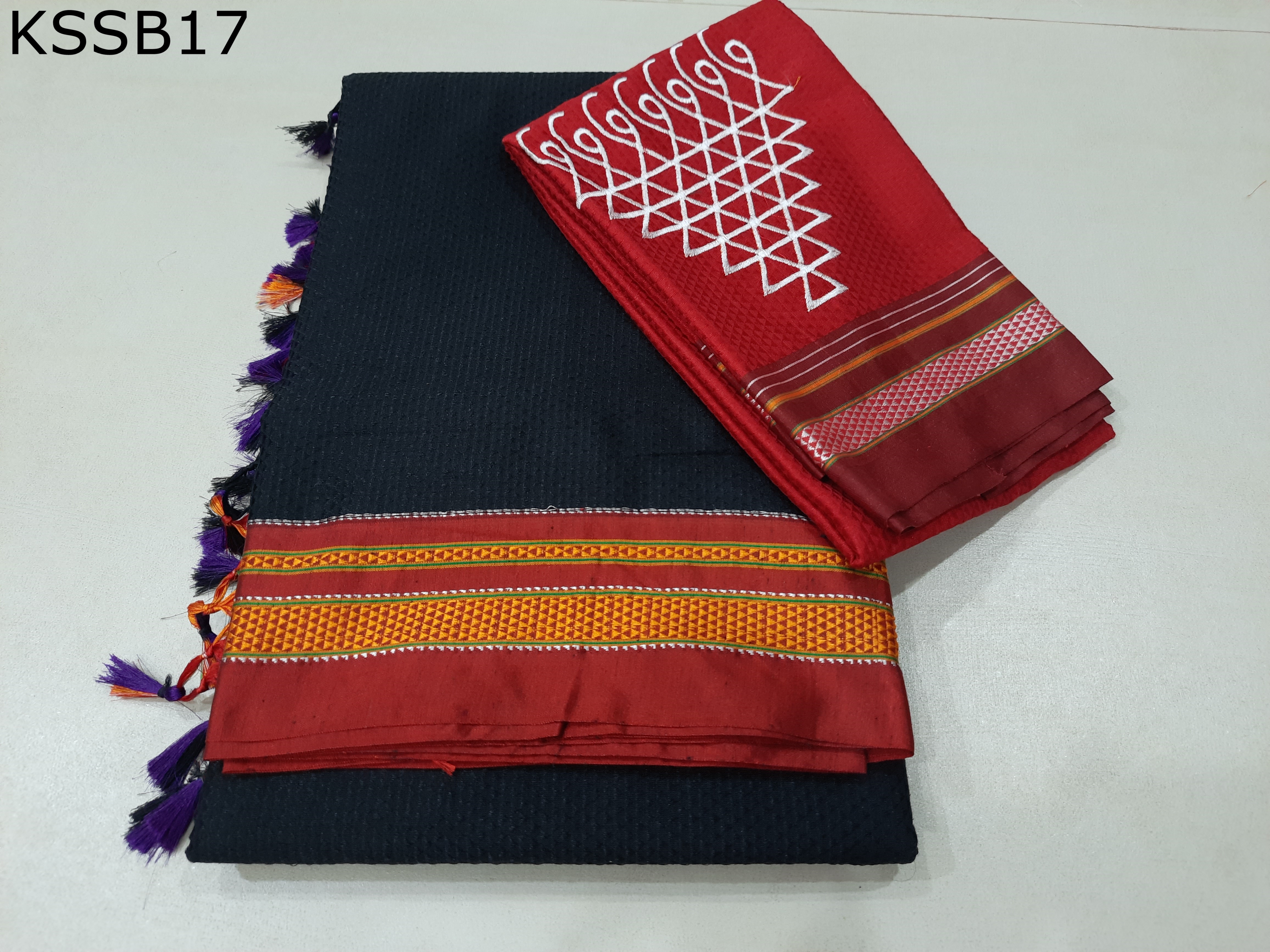 Khun Lining Pallu
