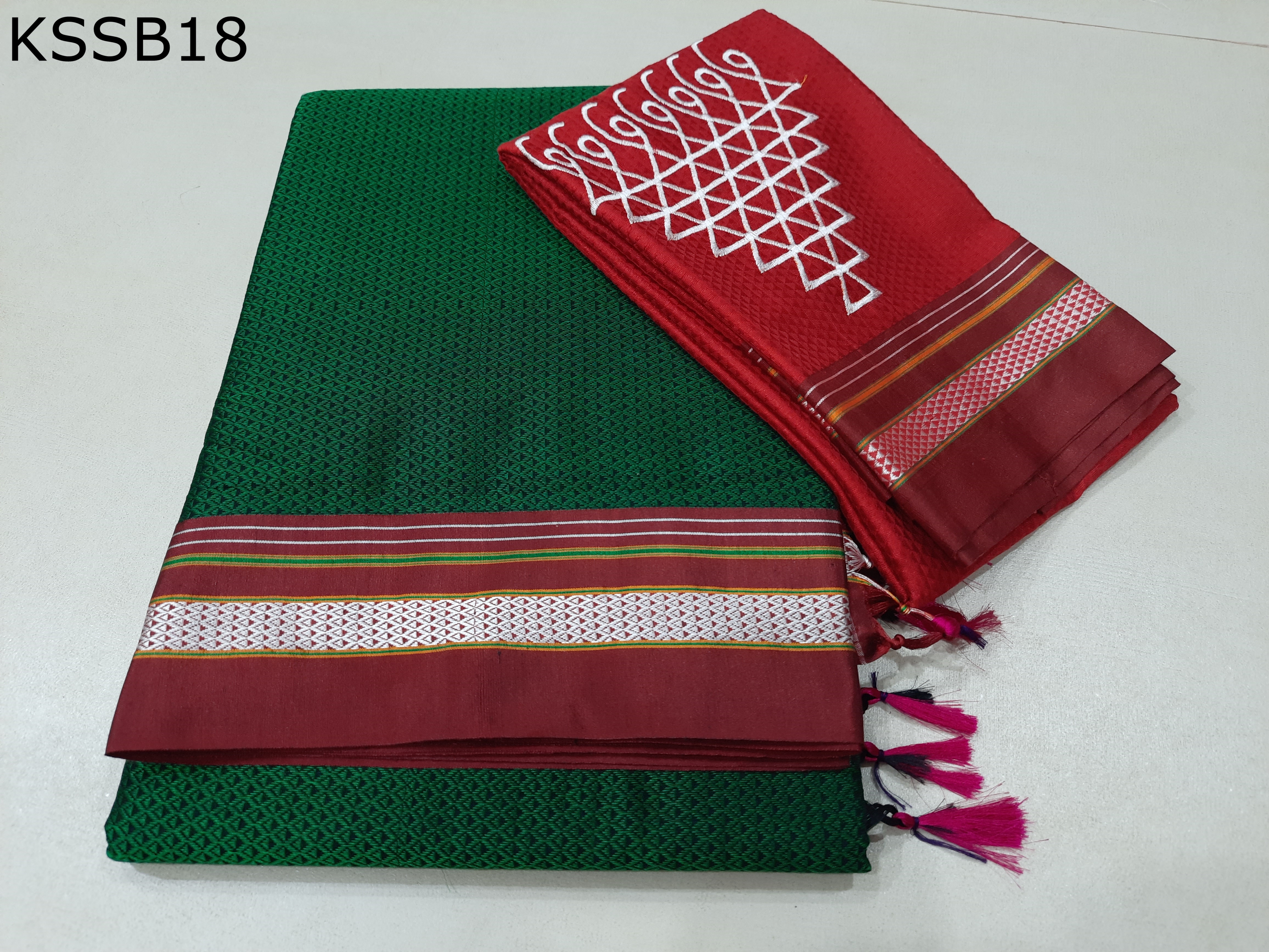 Khun Lining Pallu