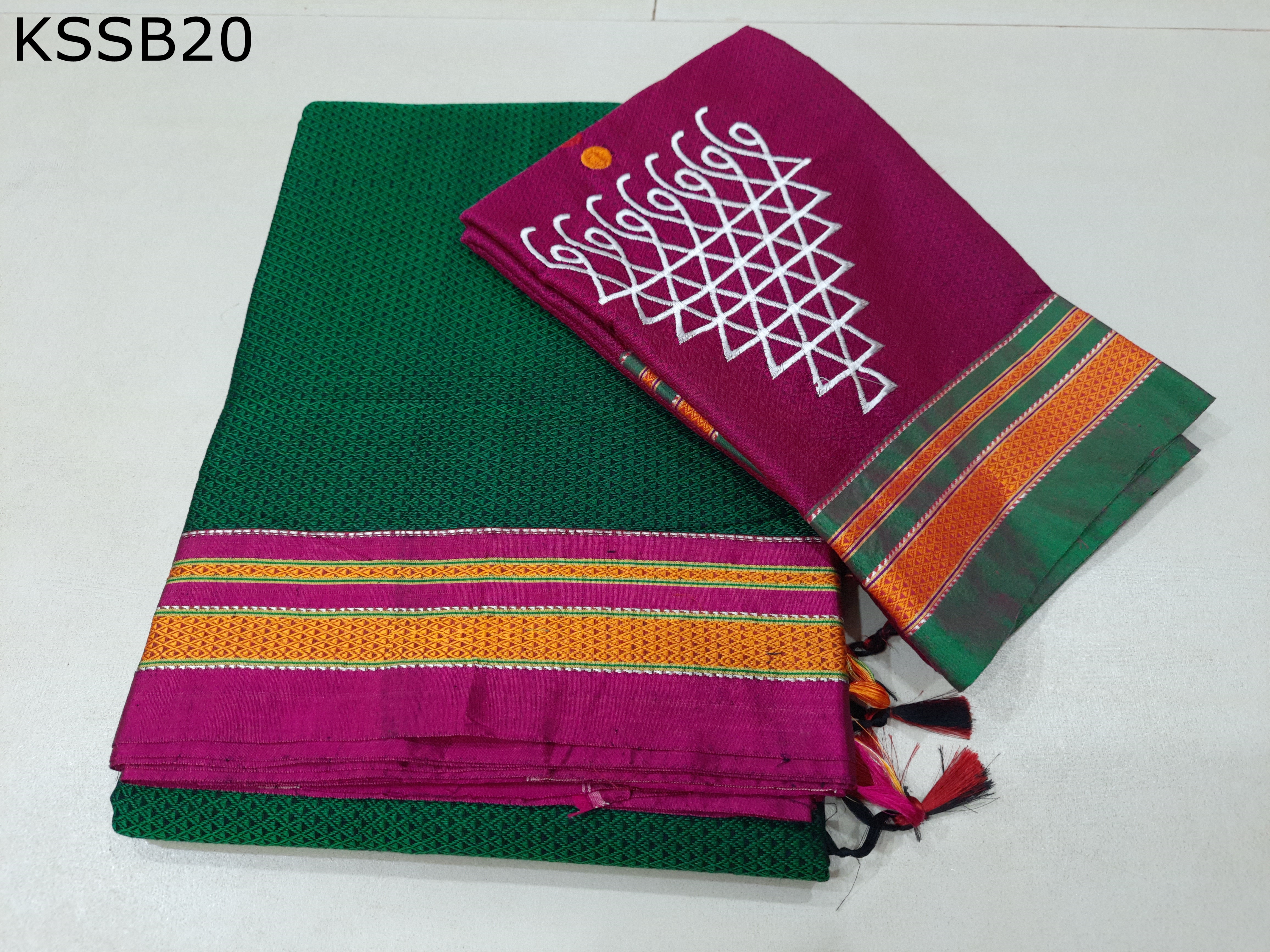 Khun Lining Pallu