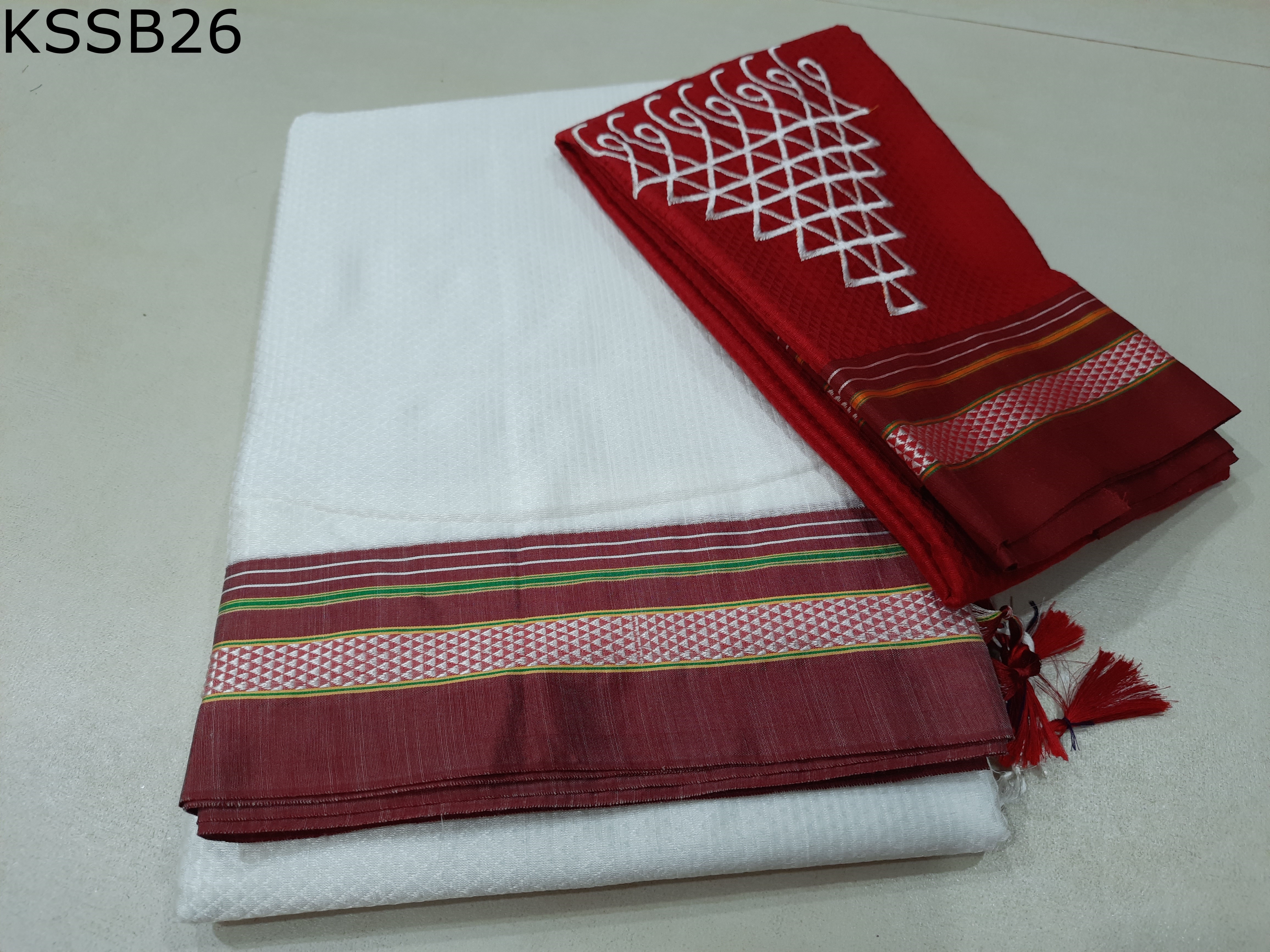 Khun Lining pallu