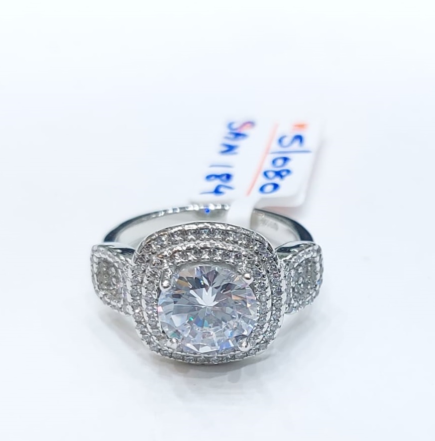 Ladies Silver Sparkling Ring