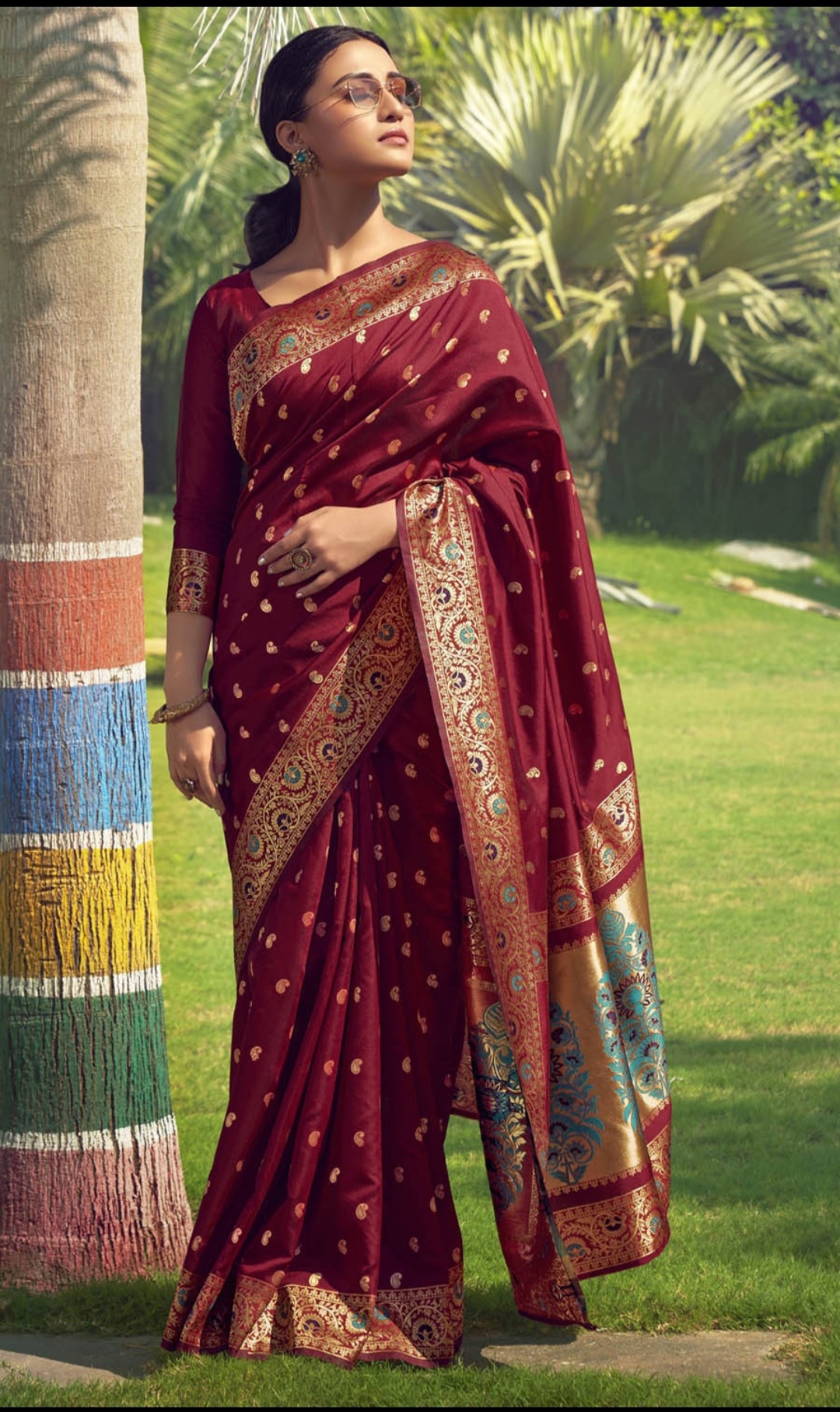 Shakunt Weaves Maroon Jackquard Silk with Unstiched Blouse Piece 