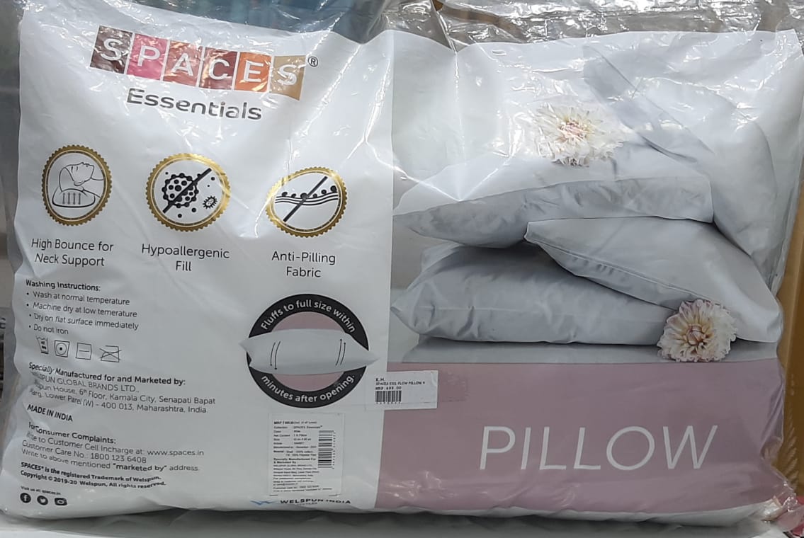 SPACES ESSENTIAL PILLOW