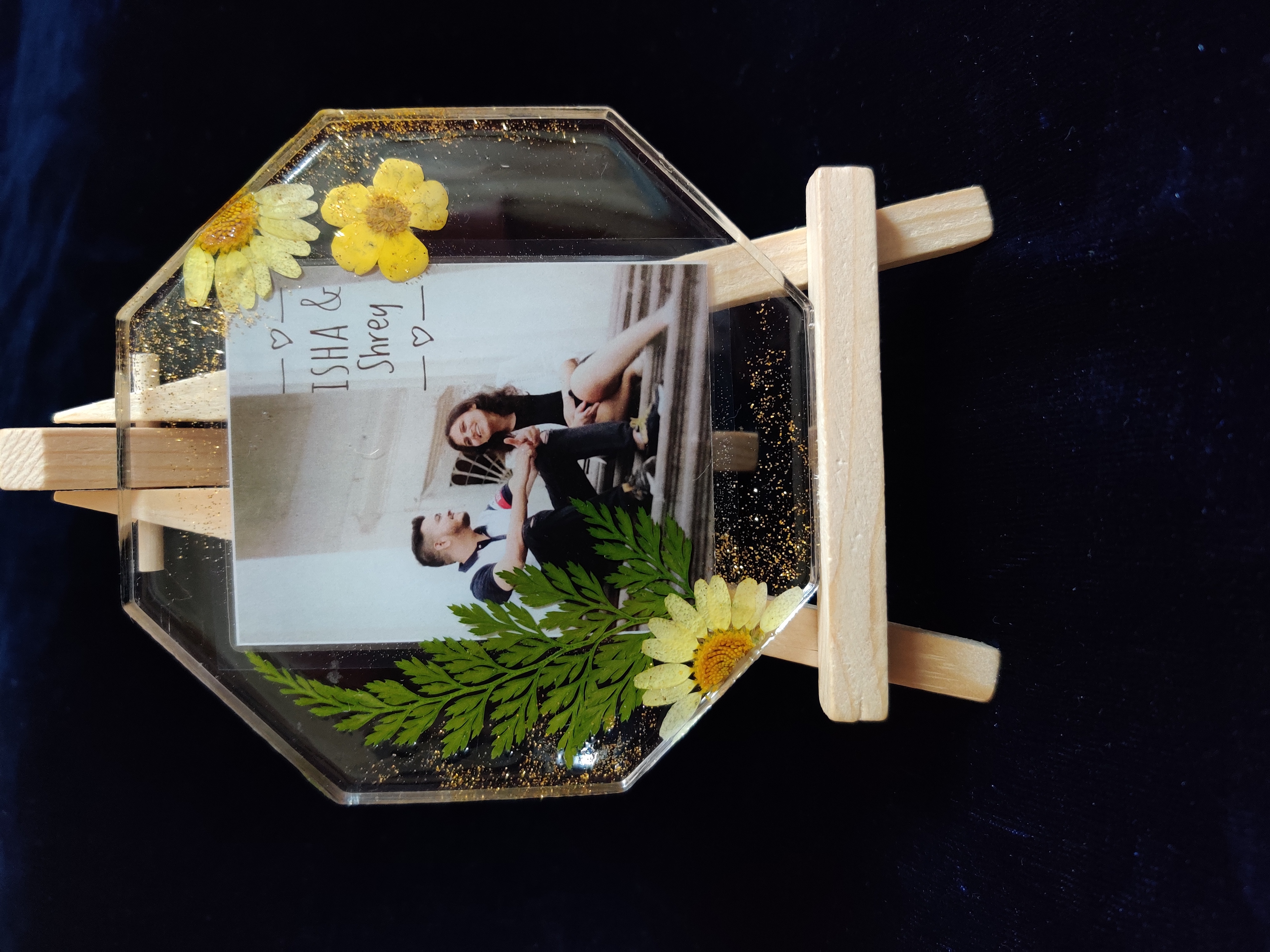 Resin photo frame