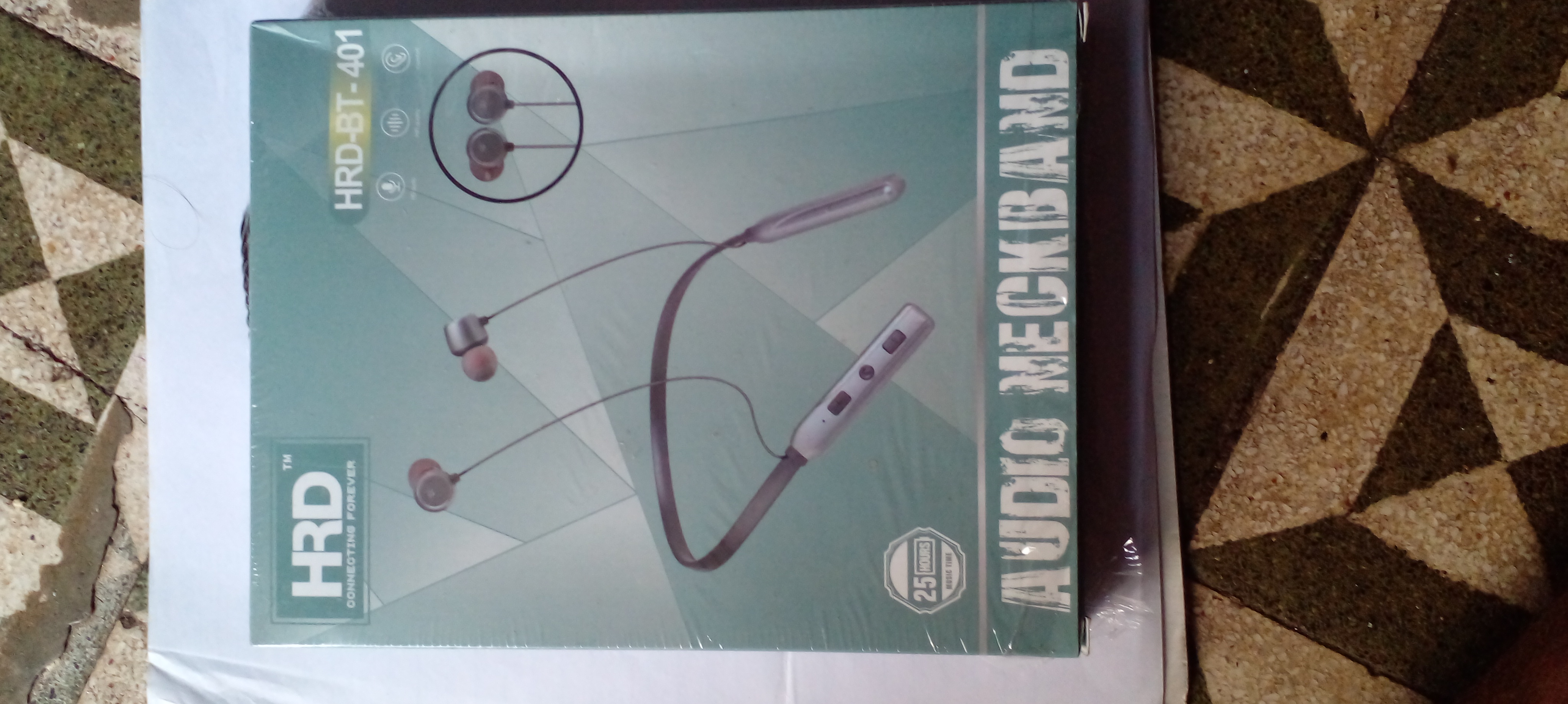 HRD NECKBAND (HRD-BT-401)
