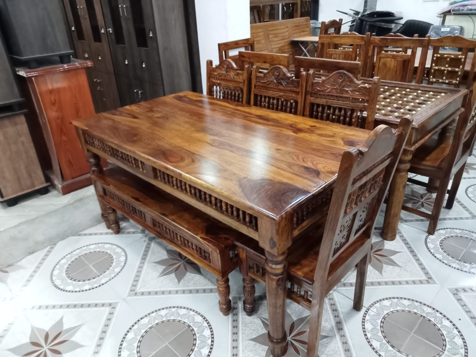 Sheesham wood Dinning table