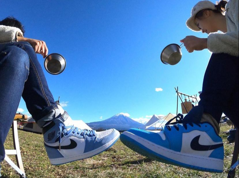 NIKE AIR JORDAN 1 UNIVERSITY BLUE