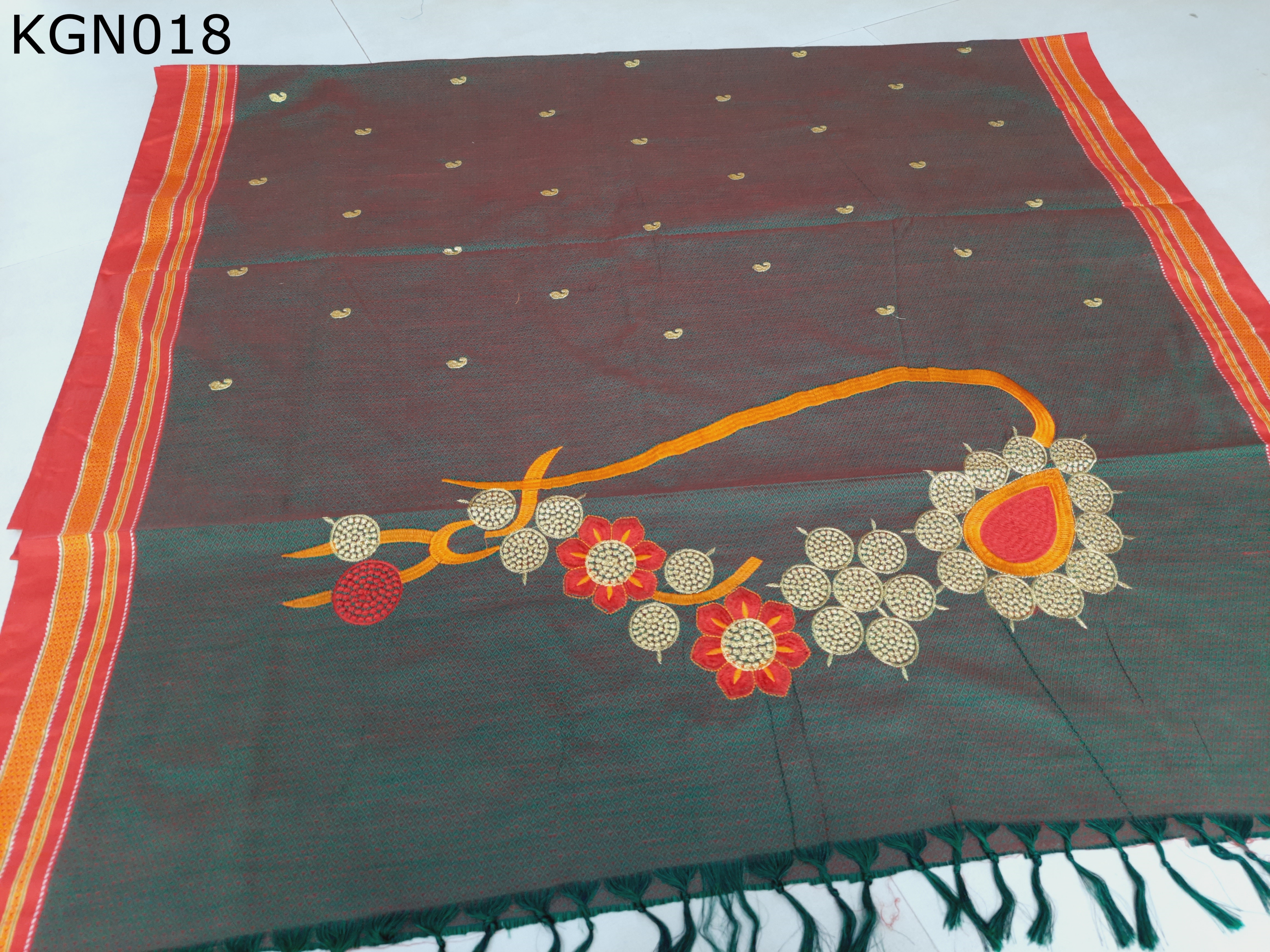 Khun Grand Nath Saree