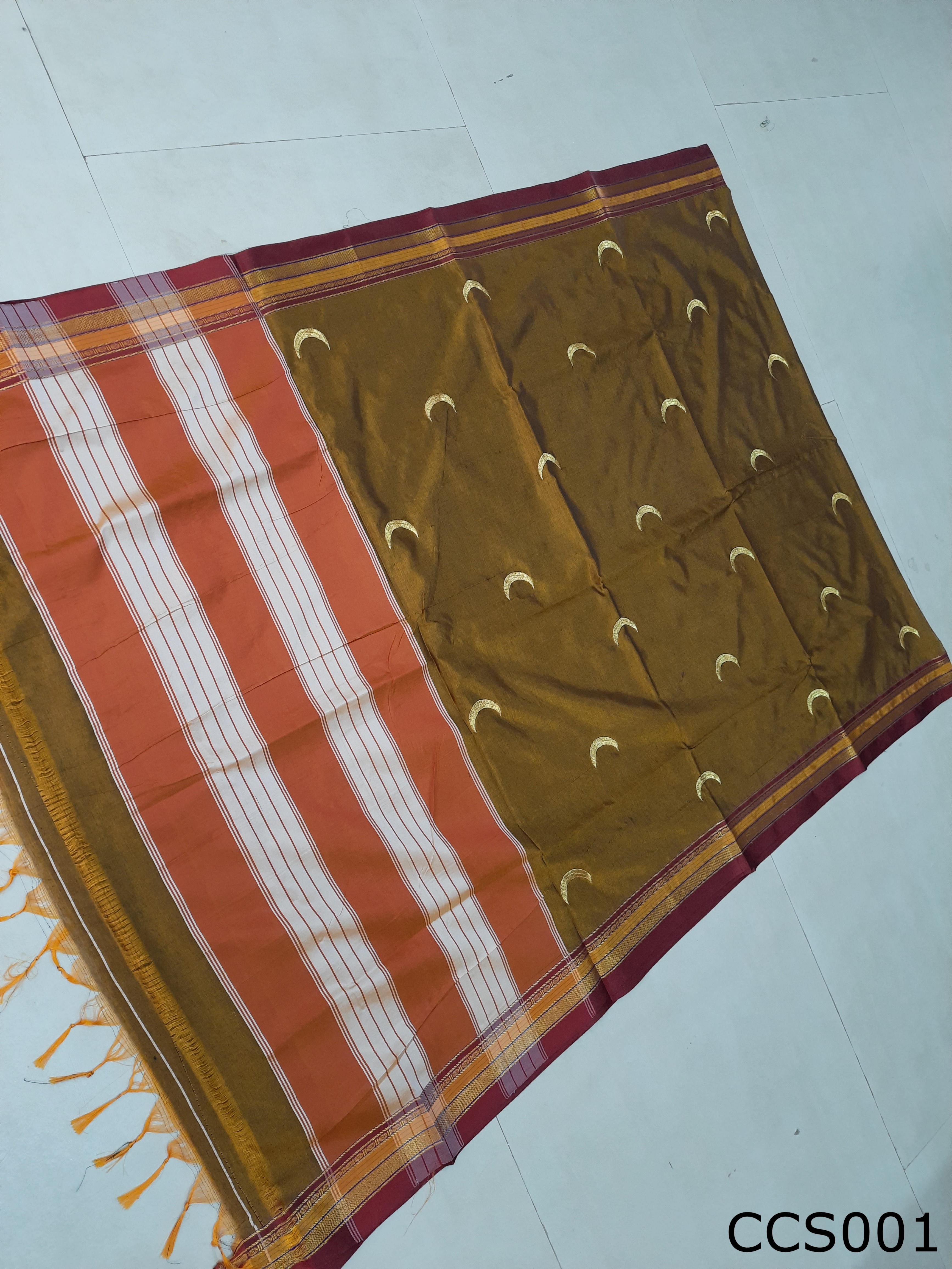 Cotton silk Chandrasara Embroidery