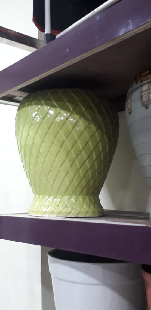 Ceramic pot (green)