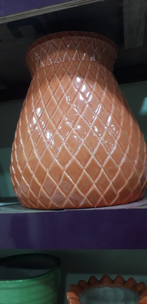 Ceramic pot (orange)