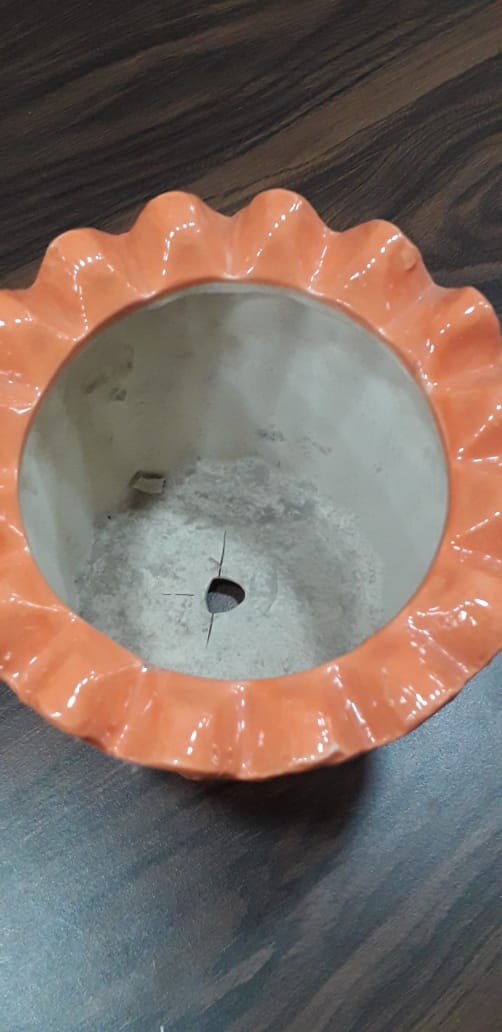 Ceramic pot (light orange)
