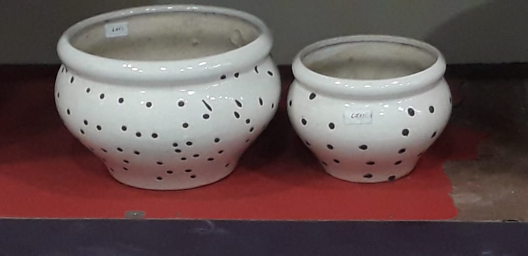 ceramic pots set (design)
