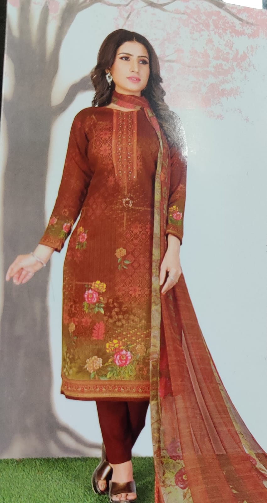 Cotton printed suits