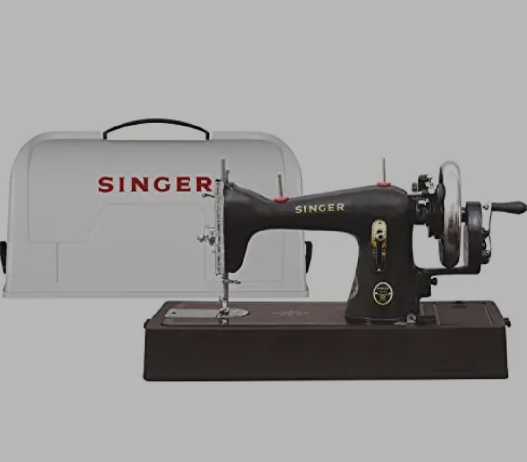 Singer Solo Straight Stitch Hand Sewing Machine (Black) base+cover inside
