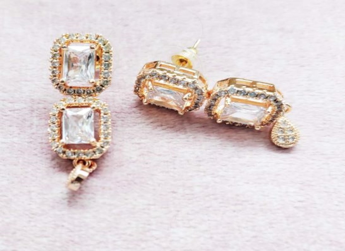 FASHIONABLE AMERICAN DIAMOND STUD DROPDOWN EARRINGS