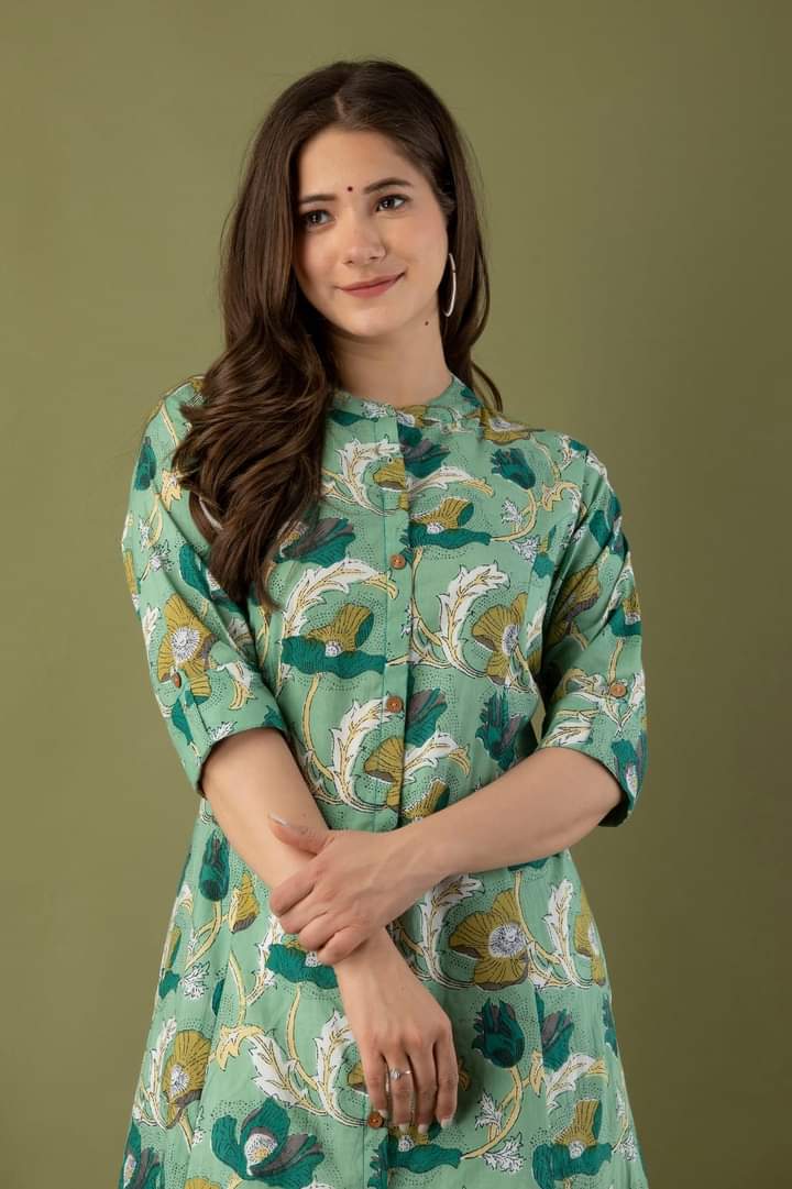 A line kurties