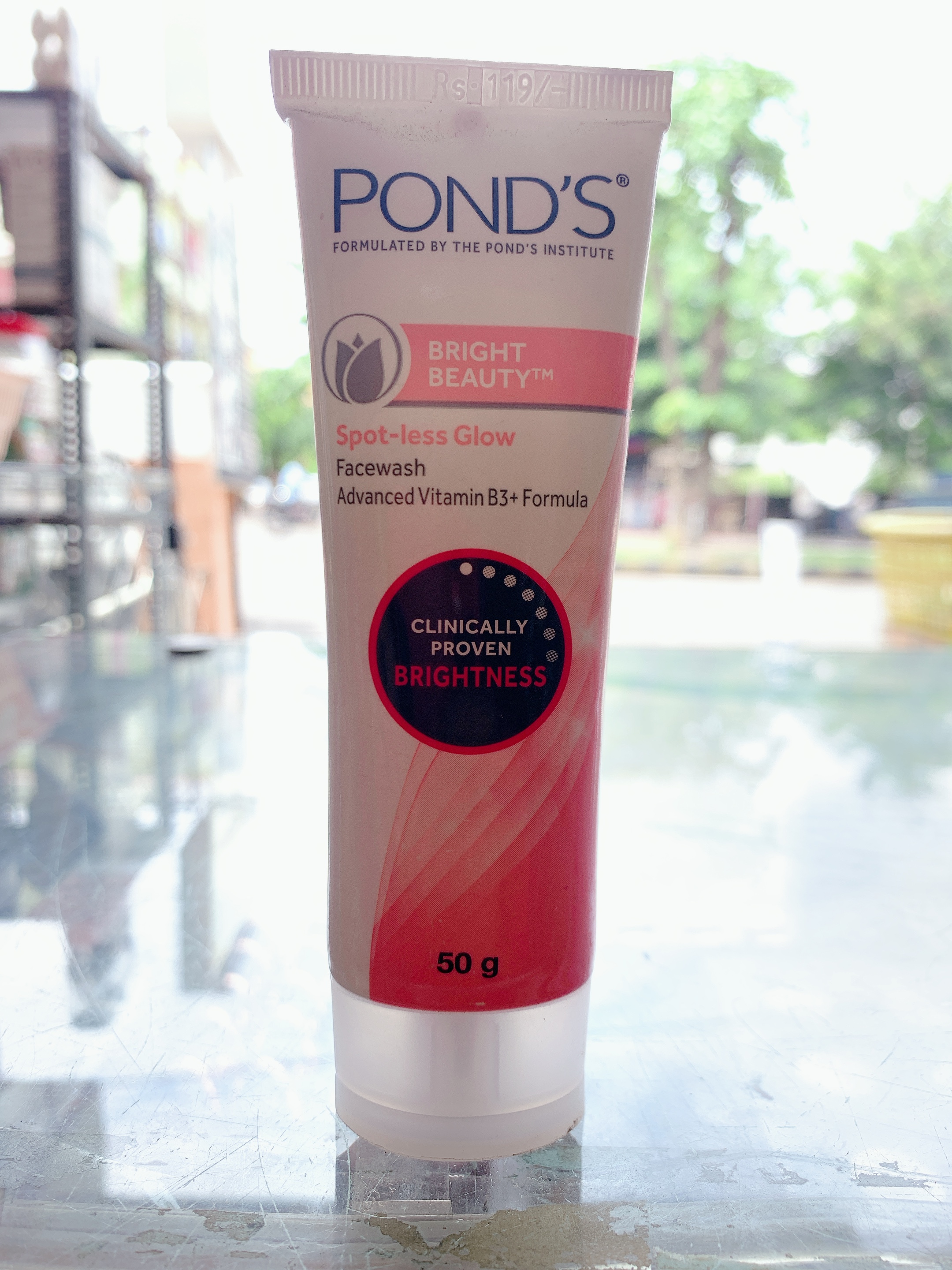 Ponds White Beauty Face Wash