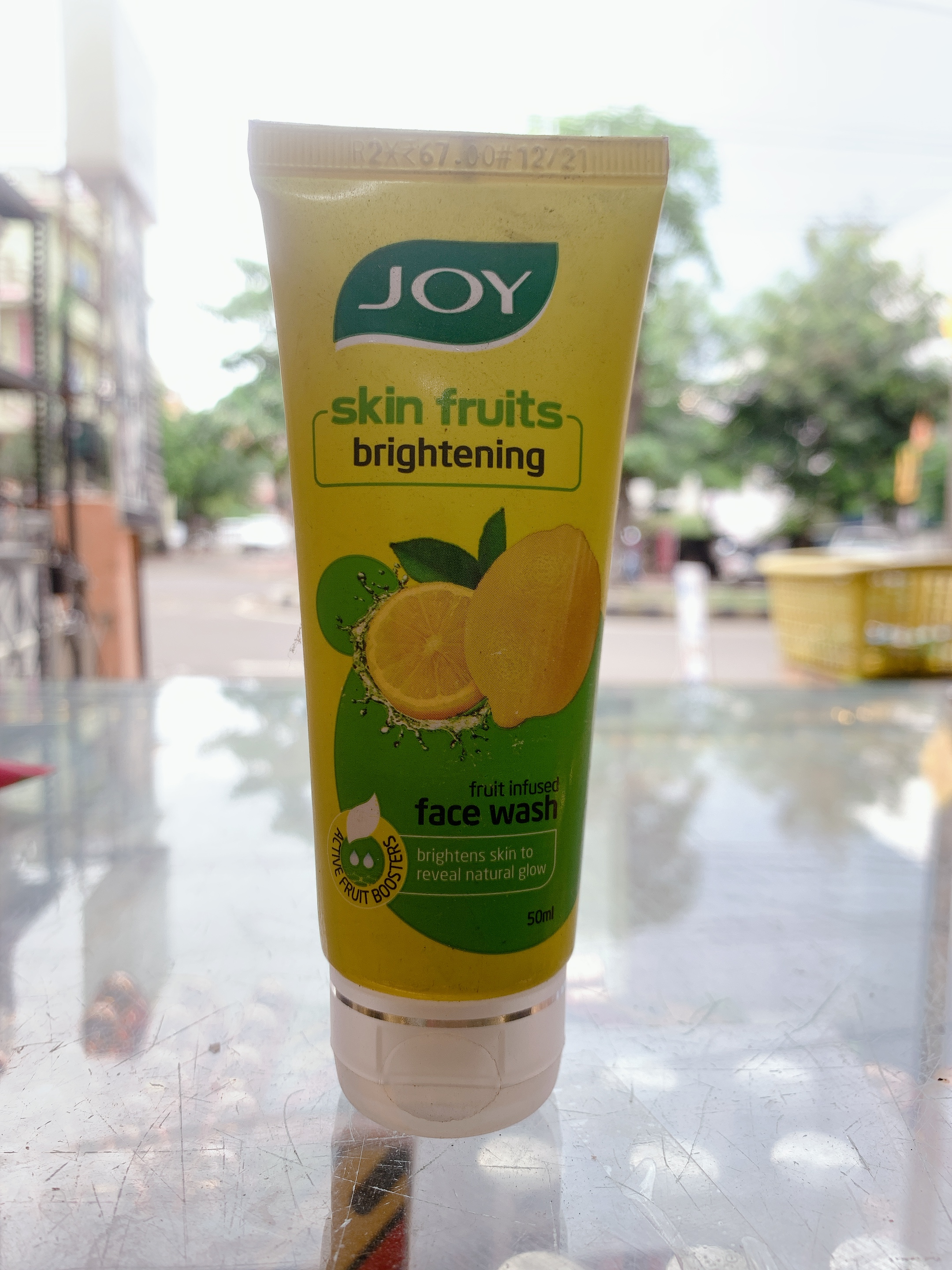 JOY Brightening Face Wash