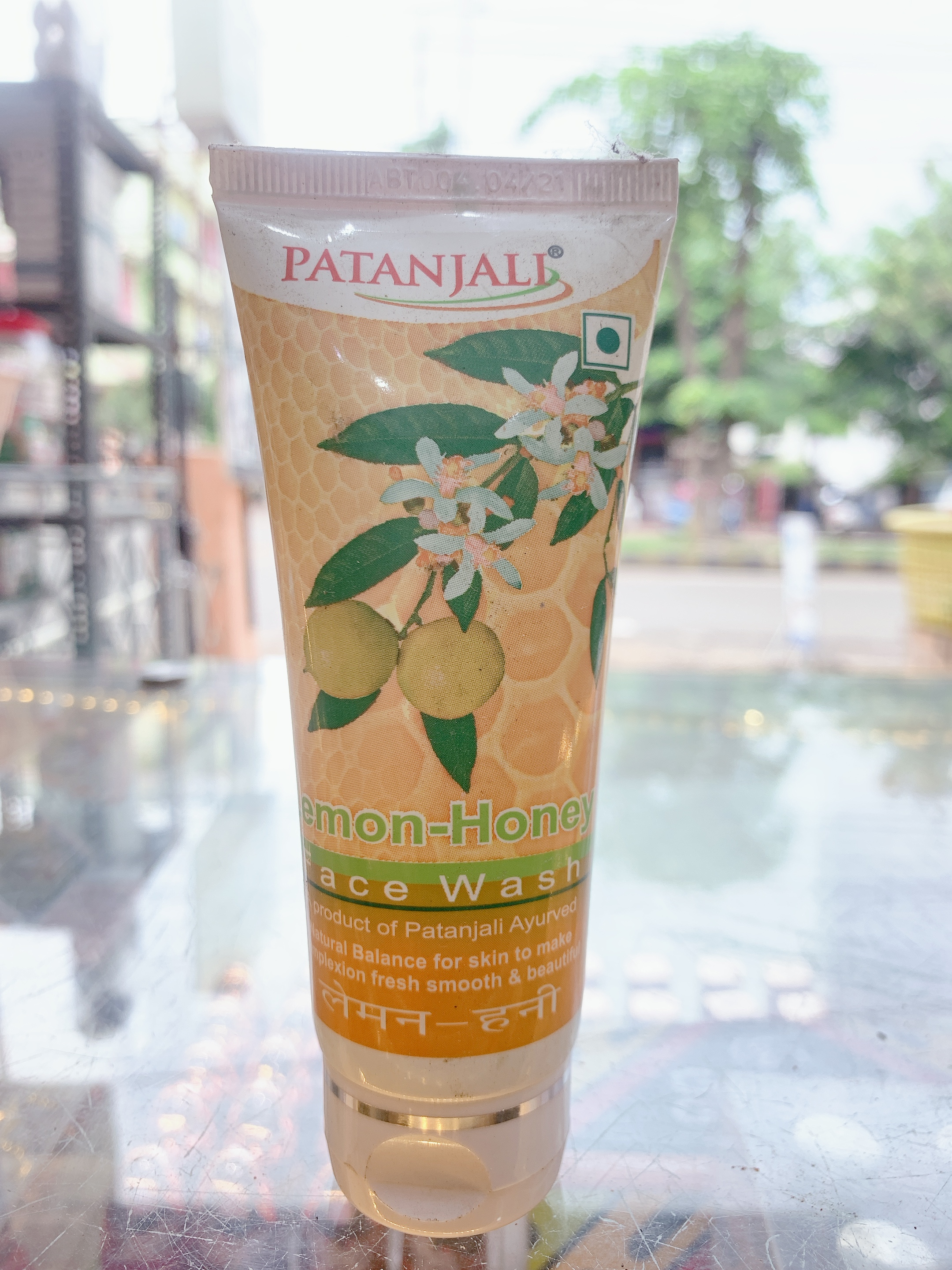 Patanjali Lemon Honey Face Wash