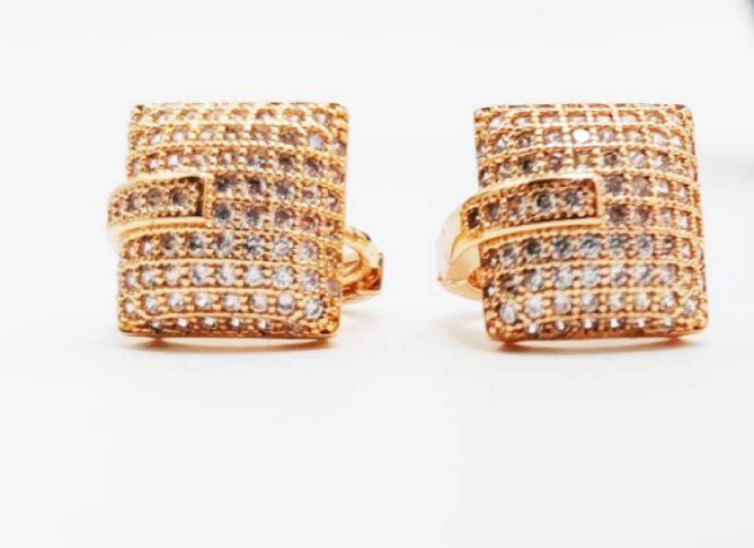 FASHIONABLE AMERICAN DIAMOND STUD STYLE BALI EARRINGS