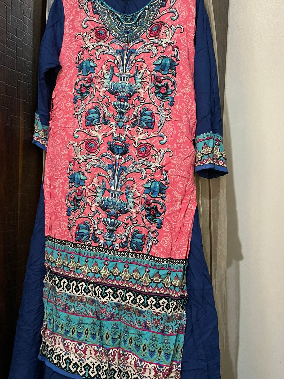 Shree long kurti  L size with tessels