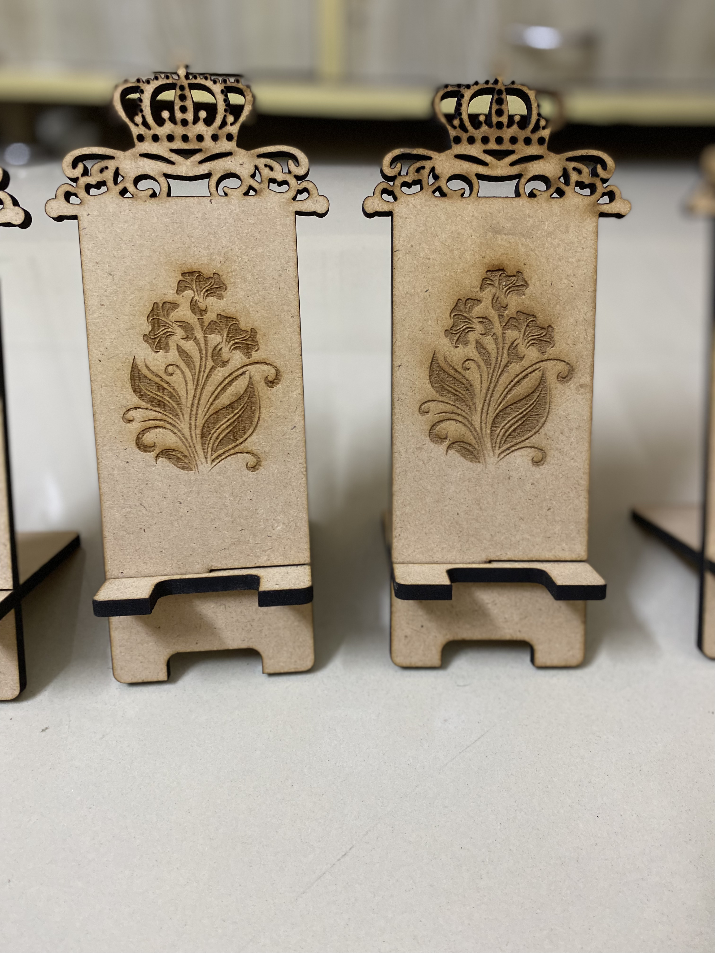 Phone Stand King Crown Royal Design MDF