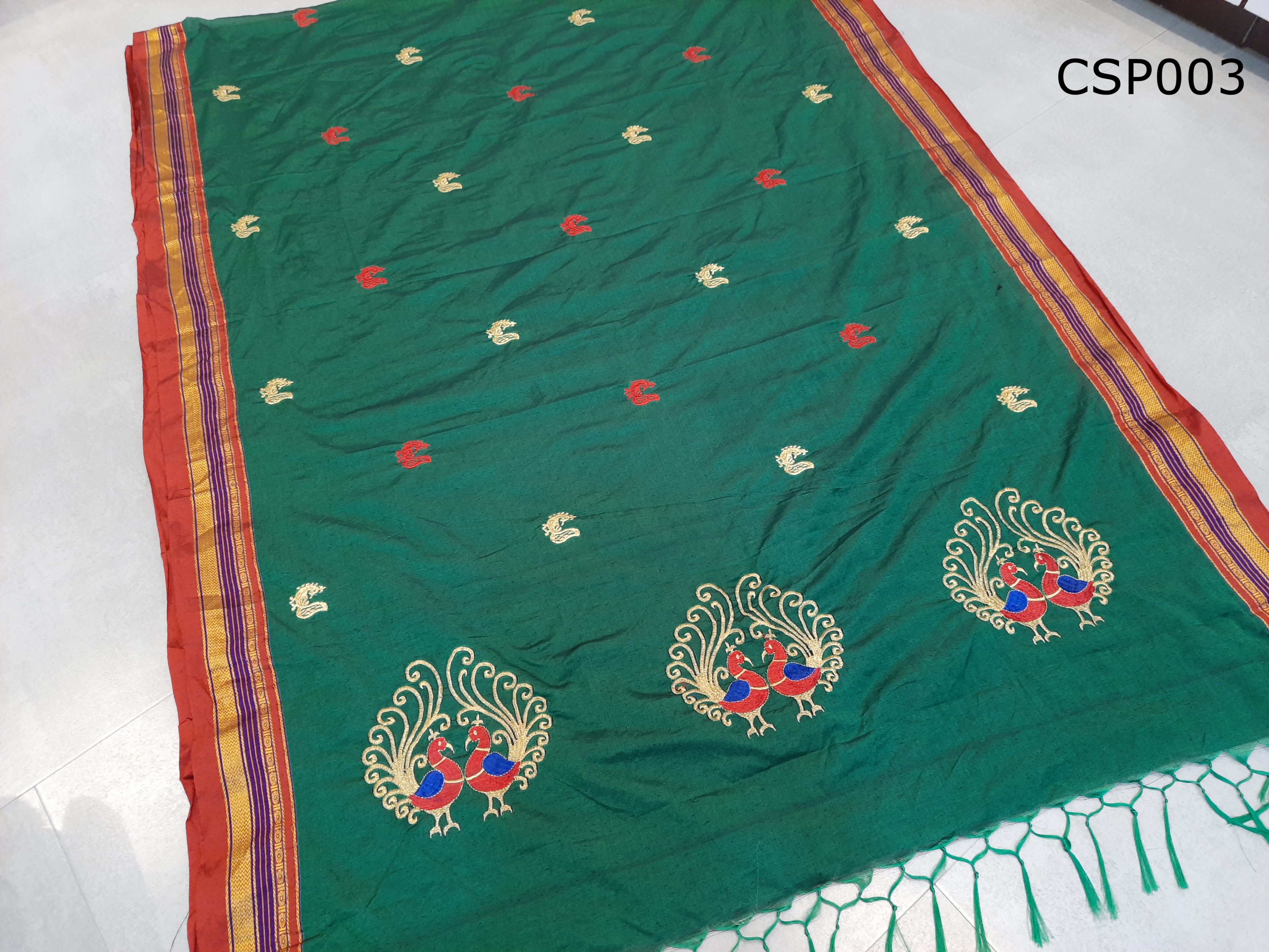 Beautifull More Embroidery On Pallu