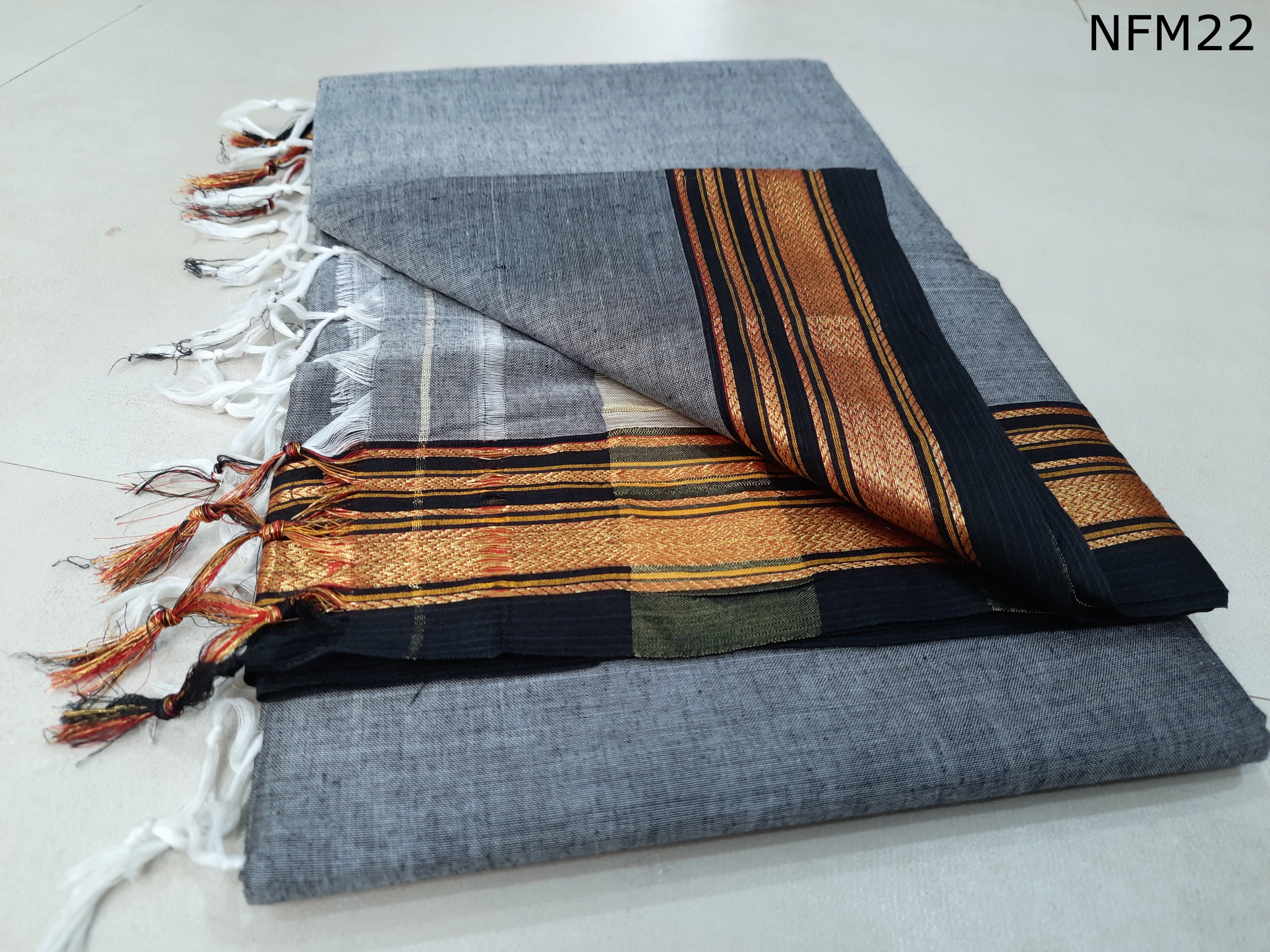 NarayanPeth Cotton Saree