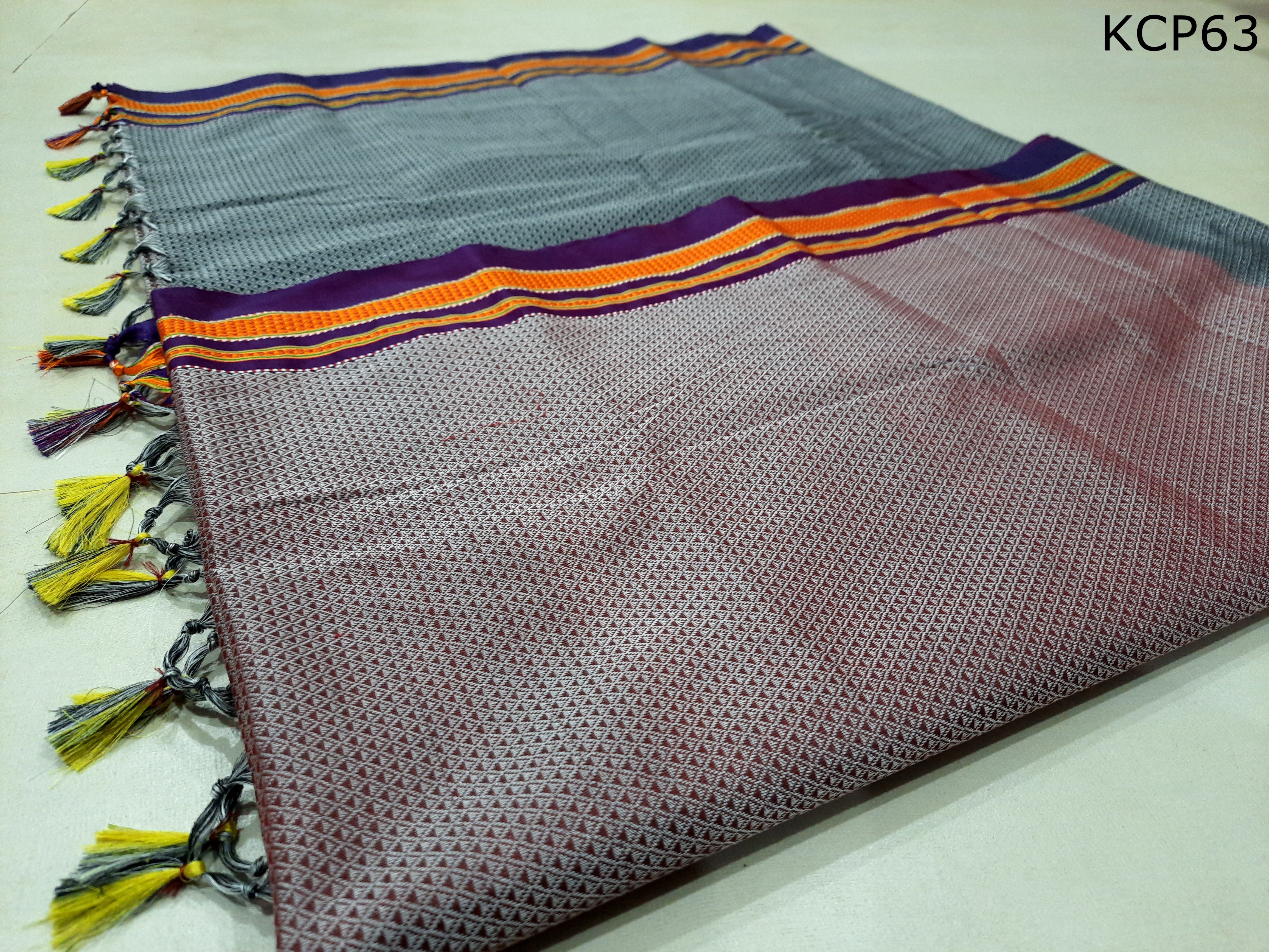 Khun Contrast Saree