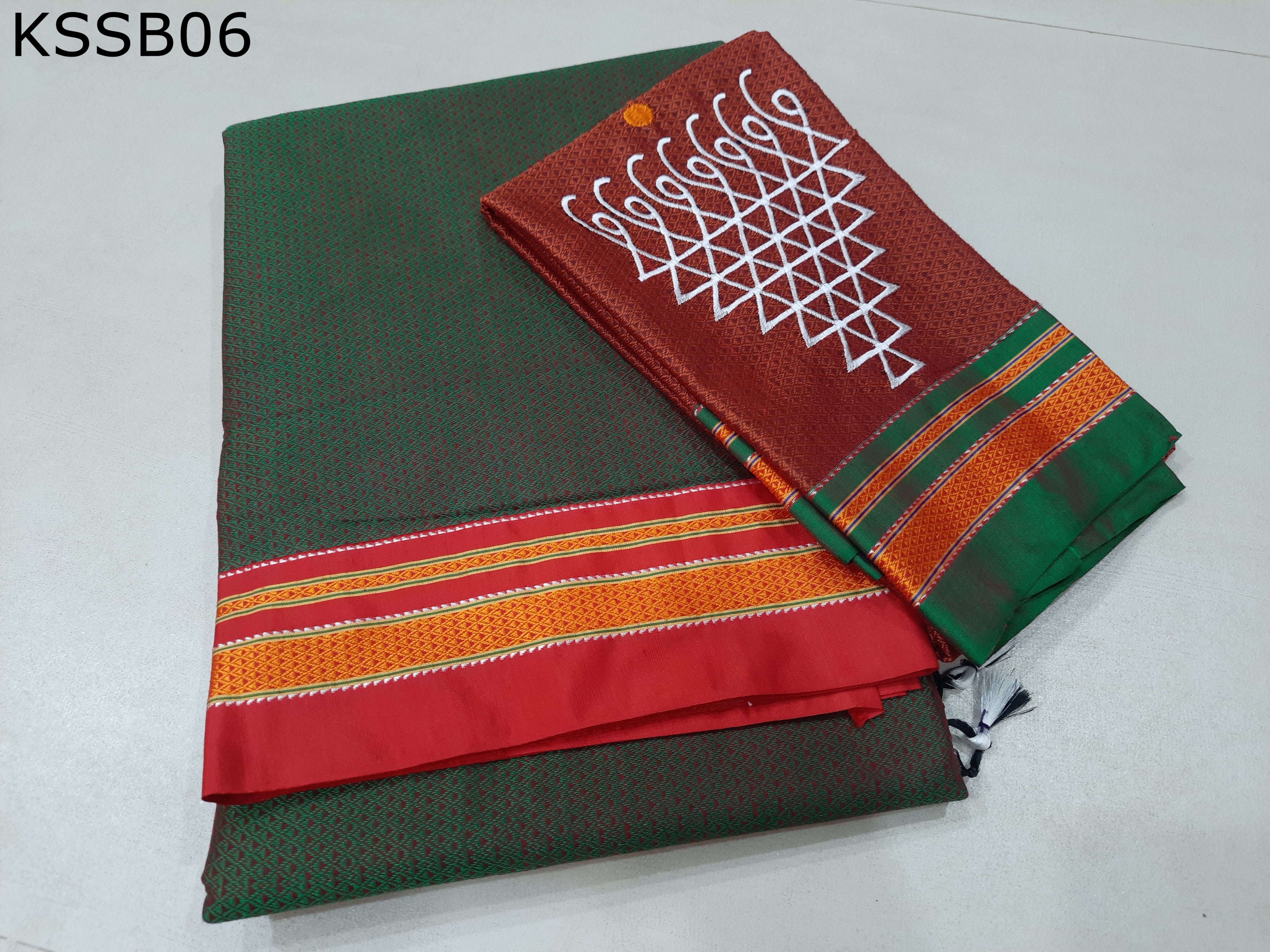 Khun Lining Pallu